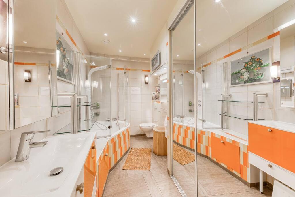 ונסן Appartement De Caractere Avec Jardinet Privatif A 1 Min Metro 1, Paris, Disneyland מראה חיצוני תמונה
