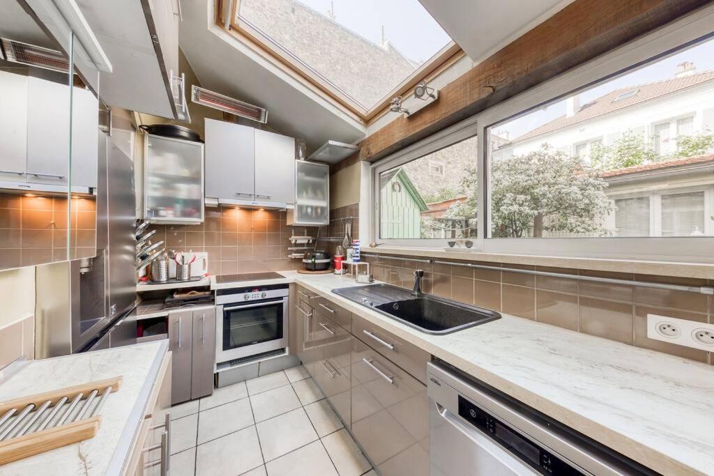 ונסן Appartement De Caractere Avec Jardinet Privatif A 1 Min Metro 1, Paris, Disneyland מראה חיצוני תמונה
